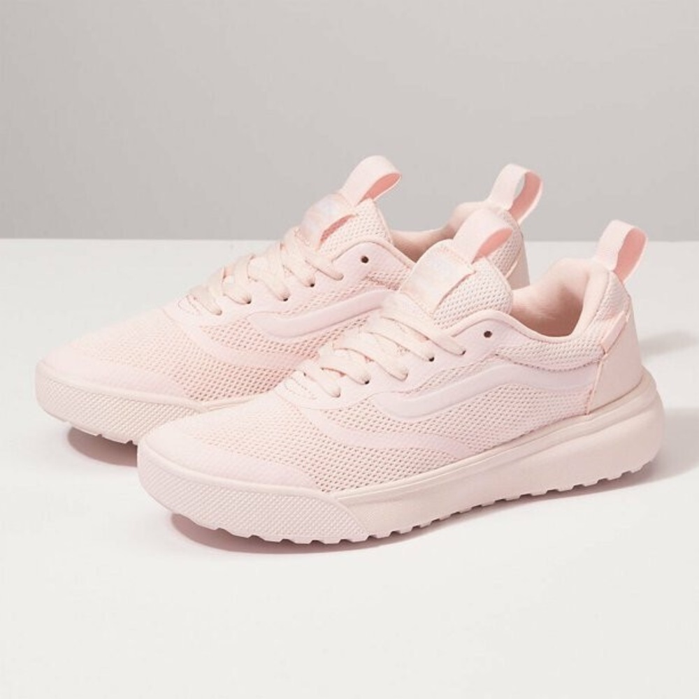 Vans UltraRange Rapidweld shoes in light pink